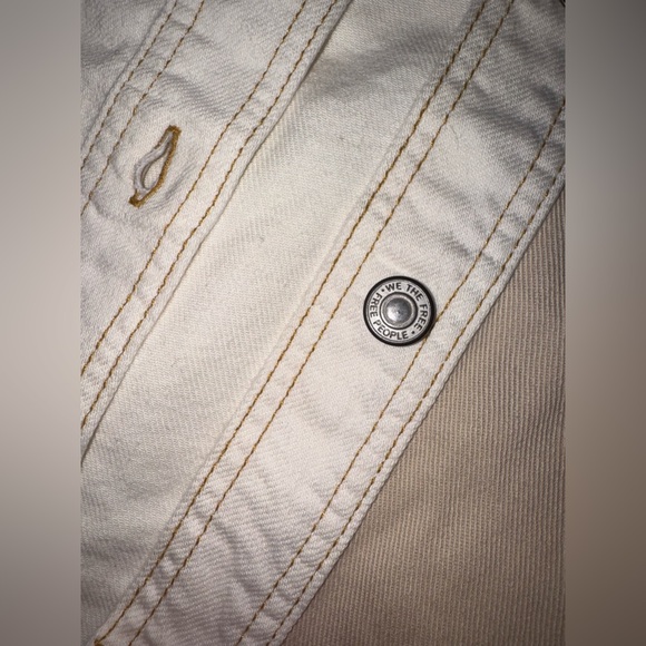 NEW FREE PEOPLE Ivory Mountain Roads Denim Button-Up ivory combo Shirt jacket L - Picture 7 of 9